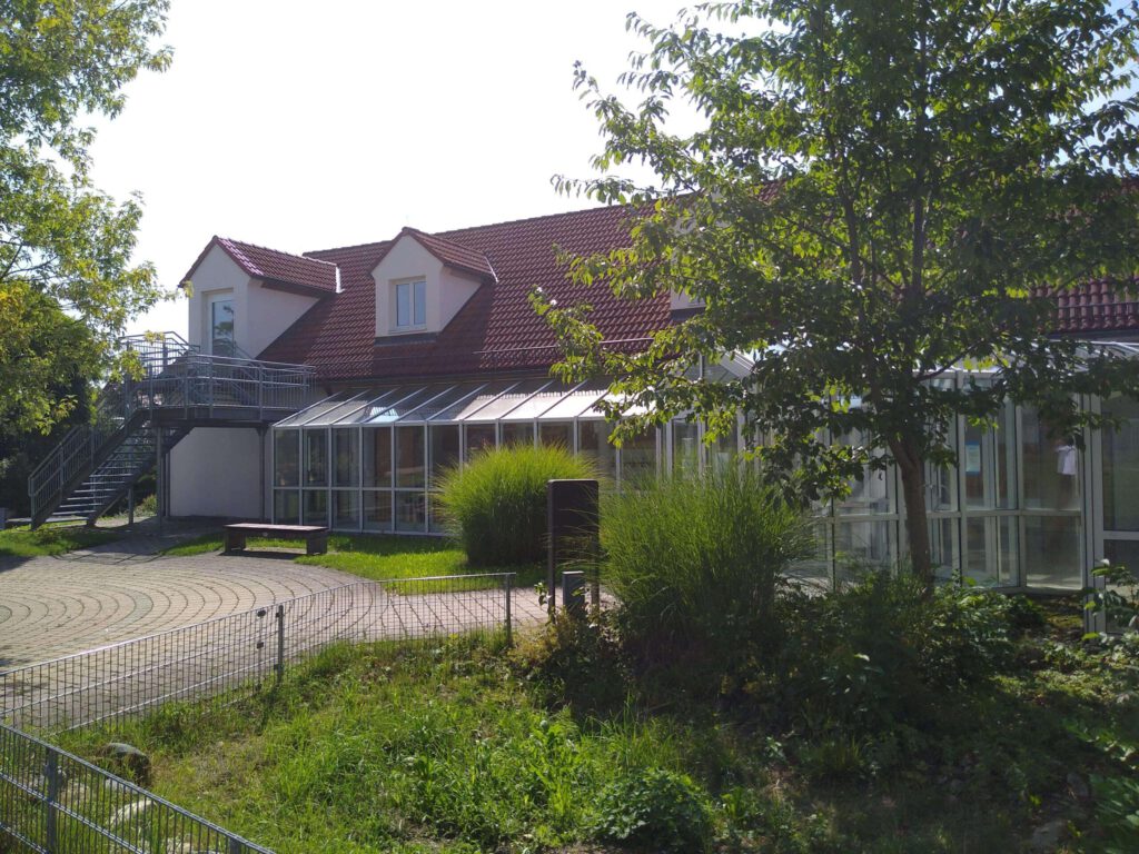 KMC Headerbild Kontakt