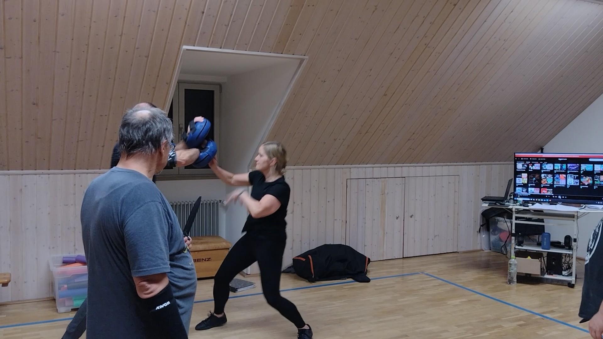 Assistant-Coach Liz beim KMC-Training