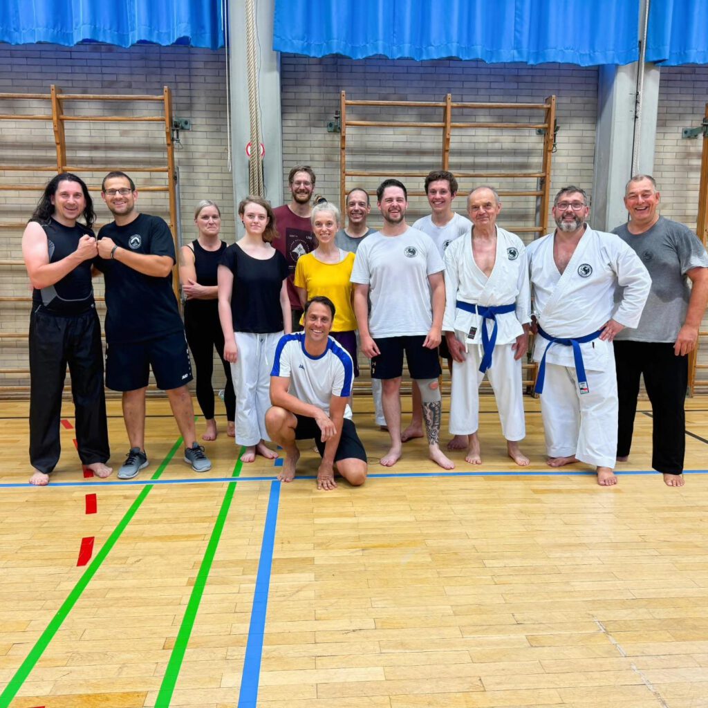Seminar und Kurs fuer Selbstverteidigung am Hesselberg - Abschlussfoto