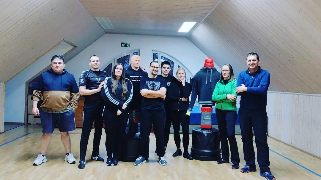 Partnerübung bei einem Combatives-Seminar in Röckingen
