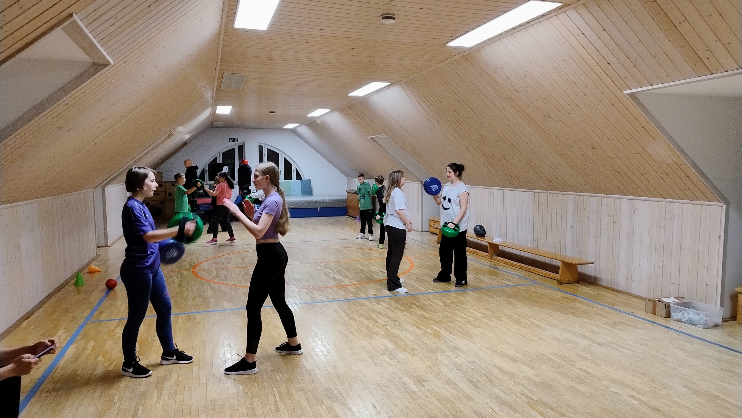 Jugendliche beim KMC-Training in Röckingen